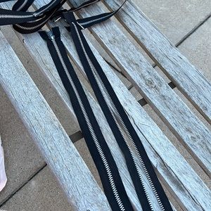 Double sided talon zippers